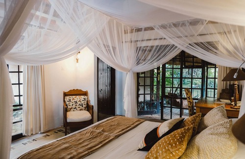 Glen Lorne Cabin | Amanzi Lodge