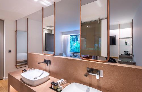 Aigio Hotel | Amario Suites Hotel