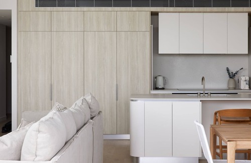 Newcastle Apartment | Amaya - holiday apartment by Follo