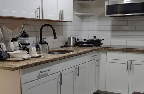 North Brunswick House | Amazing non smoking double bed apartment.