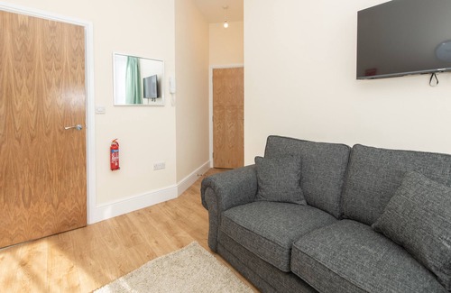 Southampton Apartment | Amazing 1 Bed Flat for Students with Parking