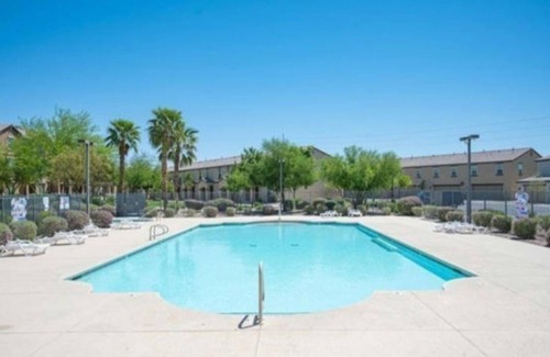Nellis Air Force Base House | Amazing 2 Bedroom Townhouse