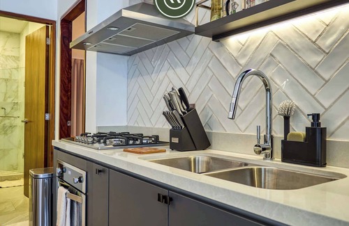 Diaz Ordaz Apartment | Amazing 2 BR Condo in Versalles - Rooftop Pool