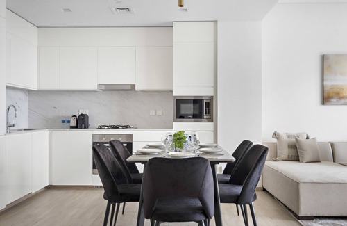 Dubai Apartment | Amazing 2br with a lagoon view in Creek Harbour