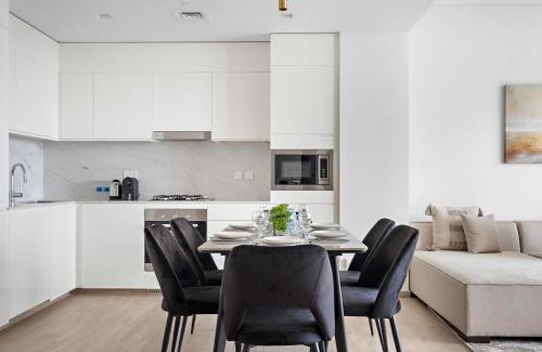 Dubai Apartment | Amazing 2br with a lagoon view in Creek Harbour