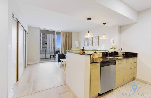 Sunny Isles Beach Apartment | Amazing Apartment, Oceanview, Beautiful Amenities