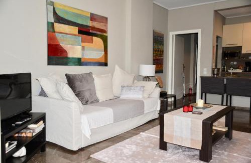 Vouliagmeni Apartment | Amazing Apartment