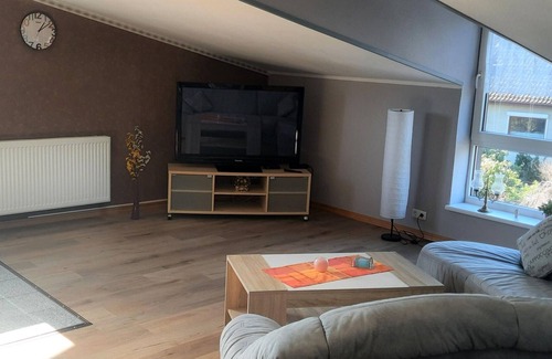 Hambuehren Apartment | Amazing apartment in Hambühren with balcony