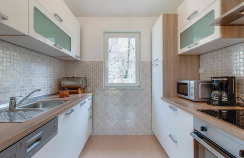 Porozina Apartment | Amazing apartment in Porozina with WiFi