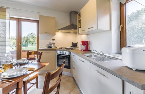Liznjan Apartment | Amazing apartment in Pula with WiFi