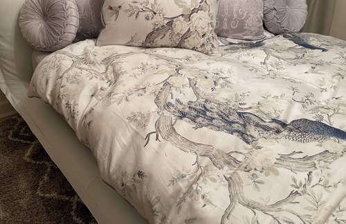 Park Royal Apartment | Amazing apartment with underground parking in Park Royal , West London