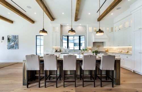 Sherman Oaks House | AmazIng big house for comfort and relax