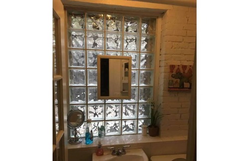 Dupont House | Amazing Central Park Garden Apartment !!