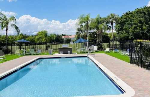 Tamarac Apartment | Amazing clean and peaceful 1 bedroom with great amenities