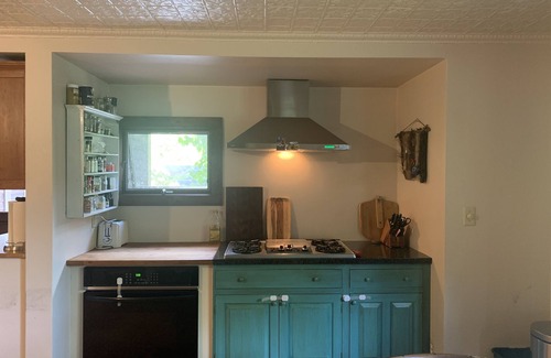 Shelburne Falls House | Amazing Country Getaway/Buckland Retreat House