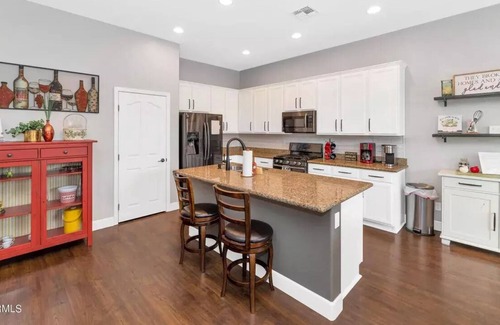 Surprise Farms House | Amazing family vacation home with an amazing pool area in Surprise Arizona!!