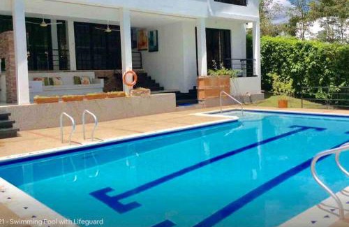Melgar Villa | Amazing Finca House Private Swimming Pool & Air Conditioner