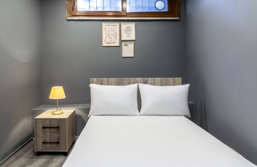 Fatih Apartment | Amazing Flat near Kennedy Avenue in Fatih