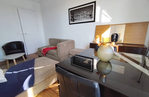 Montmartre Apartment | AMAZING FLAT WITH UNIQUE VIEW OF PARIS MONTMARTRE