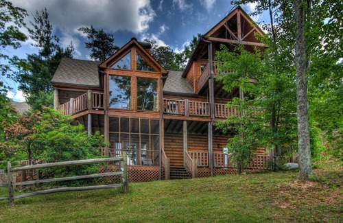 Wears Valley House | Amazing Grace Cabin