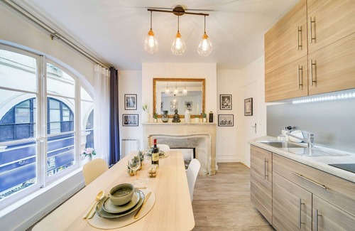 Gaillon Apartment | AMAZING HISTORICAL PARISIEN APARTMENT NEXT TO LOUVRE AREA ! - 1
