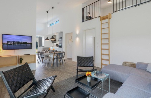 Lembruch House | Amazing home in Lembruch/Dümmer See