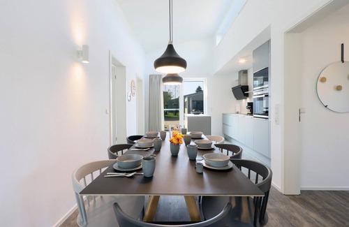 Lembruch House | Amazing home in Lembruch/Dümmer See