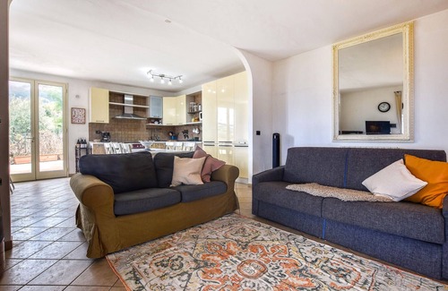 Termini Imerese House | Amazing home in Caccamo with private swimming pool, can be inside or outside