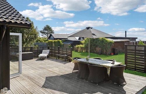 Faxe Ladeplads House | Amazing home in Faxe Ladeplads with WiFi