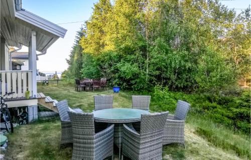 Drobak House | Amazing Home In Drøbak With Kitchen