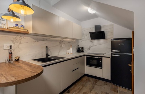 Kraljevica House | Amazing home in Kraljevica with WiFi