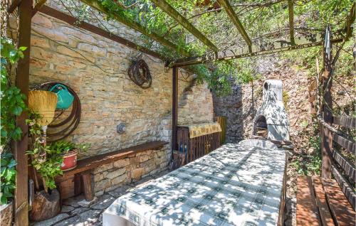 Lamon House | Amazing Home In Lamon With Wifi