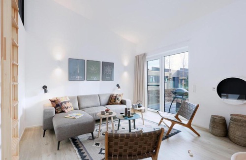 Lembruch House | Amazing Home In Lembruchdümmer See