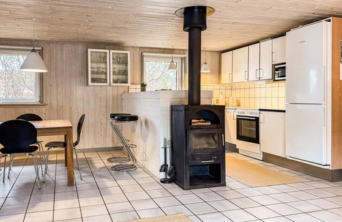 Sondervig House | Amazing home in Ringkøbing with kitchen