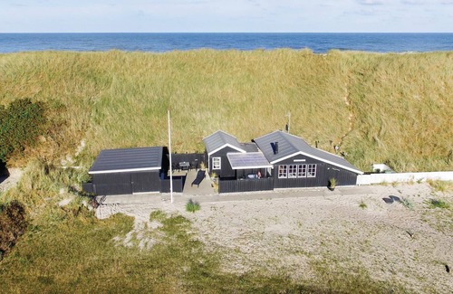 Fjand Badeby House | Amazing home in Ulfborg with kitchen