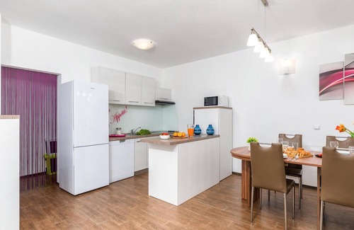 Valtura House | Amazing home in Valtura