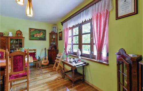 Vinica House | Amazing Home In Vinica With Sauna