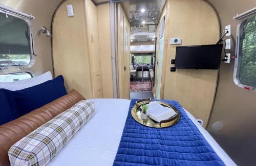 Whitemarsh Island House | Amazing Home & Modern Airstreams Near Beach & City Sleeps 22!