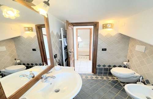 Montefiascone Villa | Amazing lake view - Villa with pool and jacuzzi