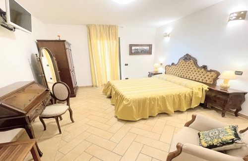 Montefiascone Villa | Amazing lake view - Villa with pool and jacuzzi