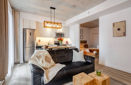 Cite Multimedia Apartment | Amazing loft in Montreal Old Port