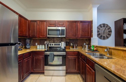 Four Corners Condo | Amazing Mediterranean Resort! Spacious 2 bed + 2 bath Condo! 10 mins to Disney!