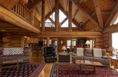 Banner Elk House | Amazing mountain views, centrally located near Boone-Banner Elk, pet-free
