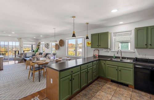 Lake Placid Apartment | Amazing Mountain Views