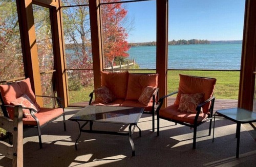 Rapid City House | AMAZING North Elk Lake Getaway