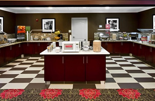 Lawrenceville House | Amazing Oasis for Romantic Escape