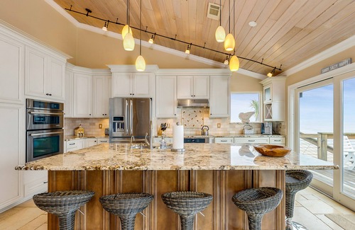South Ponte Vedra Beach House | Amazing Oceanfront Home with 6 Bedrooms and 5 Baths!