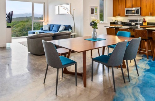 Rockaway Beach Condo | Amazing Oceanfront Views! Steps to the Sand! Rockaway 2BR Condo Nedonna Beach!