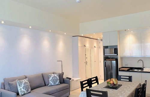 Mactan Export Processing Zone Apartment | Amazing Oceanview 1BR Condo