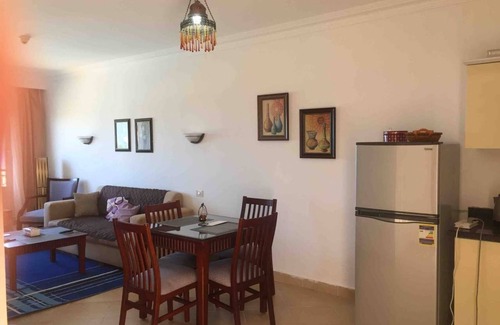 Sahl Hasheeh Apartment | Amazing one bedroom view in sahl hasheesh perfect for privecy and relaxing .